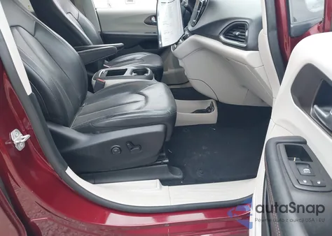 2018 Chrysler Pacifica Touring L Plus из США, поврежденный, VIN 2C4RC1EG4JR289613